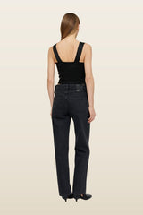 Petra - Sleeveless top — model back