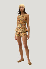 Ana Top Camellia — model front