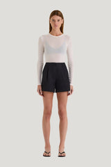 Azura Short — model front