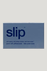 Bay Queen Zippered Pillowcase — model side