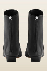 Celina Ankle Boot Black Leather — model back