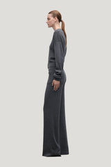 Luna Jumper — model side