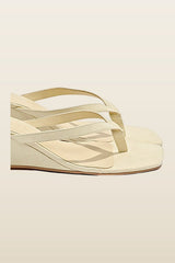 Darcey Wedge — model back