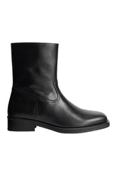 Daryl Ankle Boot in Black Leather — packshot