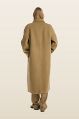 Double-faced wool padded coat — model back