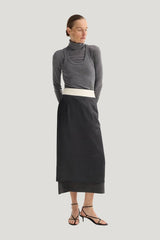 Double-layer wool top | mid grey melange — model front