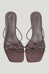 Elle Heel — model front