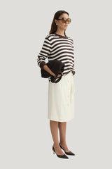 Lara Jumper — model side