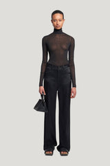 Harri - Turtleneck top — model front