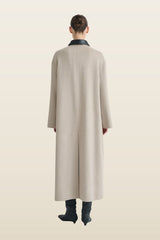 Rowina - Regenerated leather coat - Stone/Black — model back