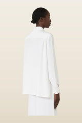 Silk crepe de chine shirt — model back