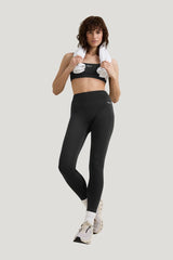 SkinLuxe No Front Seam Legging - Shadow — model front