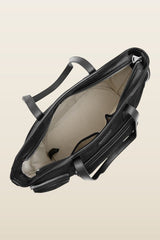 Skipper Cargo Tote — model back