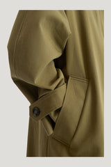 Trench Brume Kaki — model side