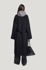 Alamo - Robe coat — model side