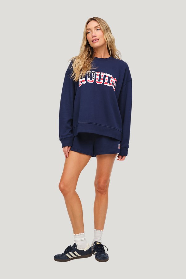 Americana Crewneck | Flag — model front