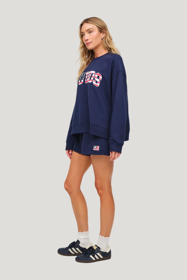 Americana Crewneck | Flag — model side