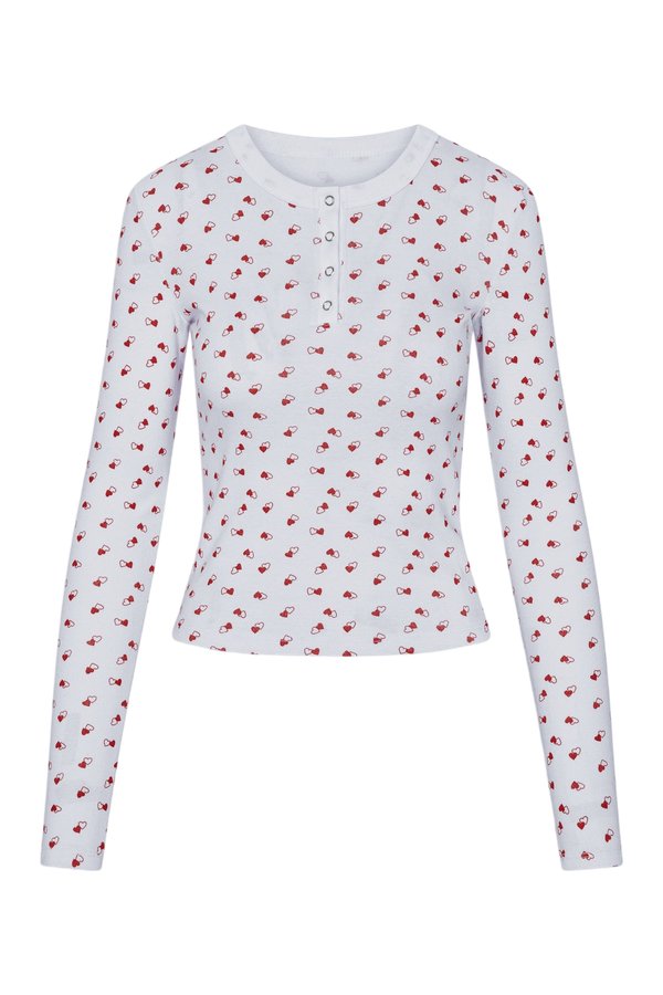 Amora Henley Shirt - Sunday Love — packshot