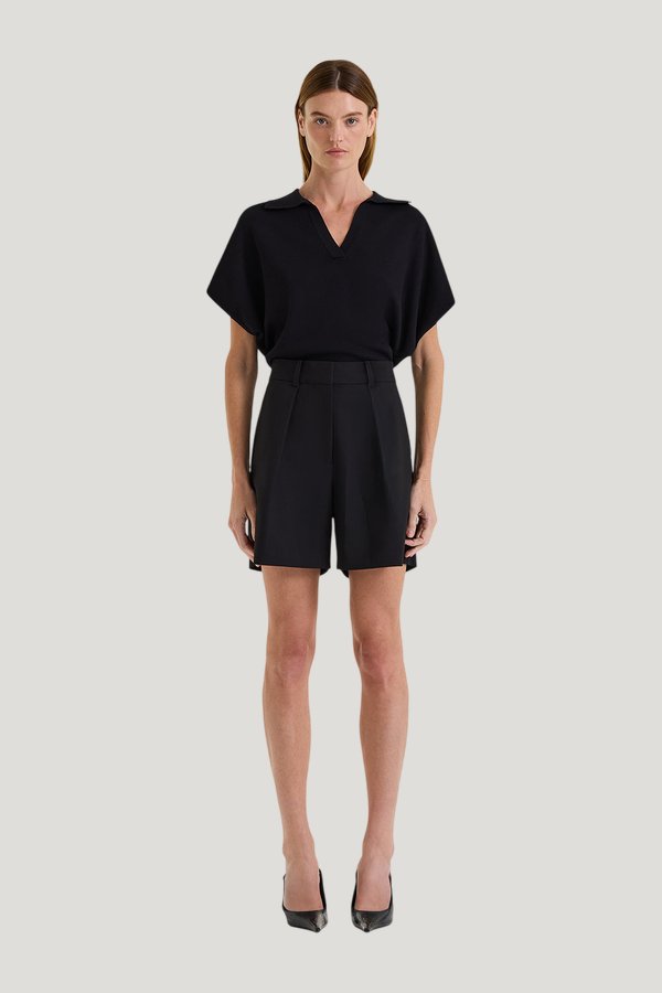 Ari Short — model front