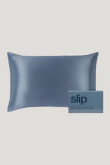 Bay Queen Zippered Pillowcase — model front
