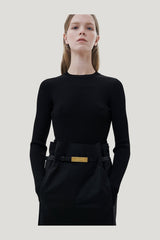 Belt With Spikelet Buckle — model side