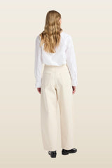 Berber - Barrel leg denim — model back