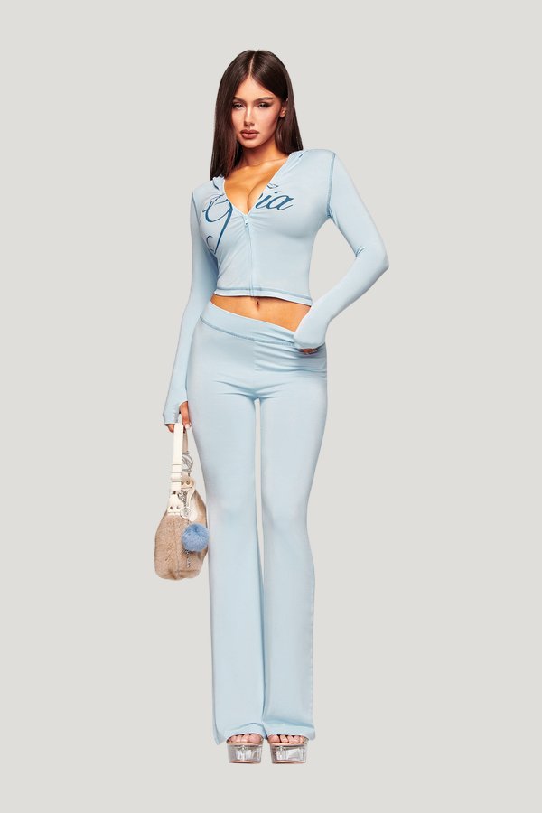 Blare Hoodie - Blue : Baby — model front