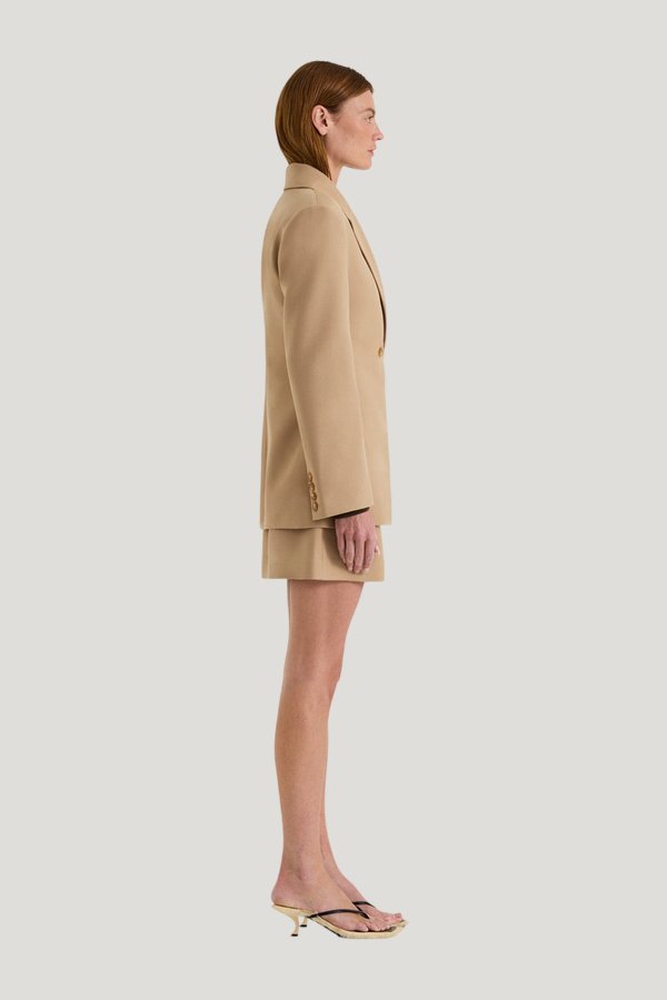 Bowie Twill Blazer — model side