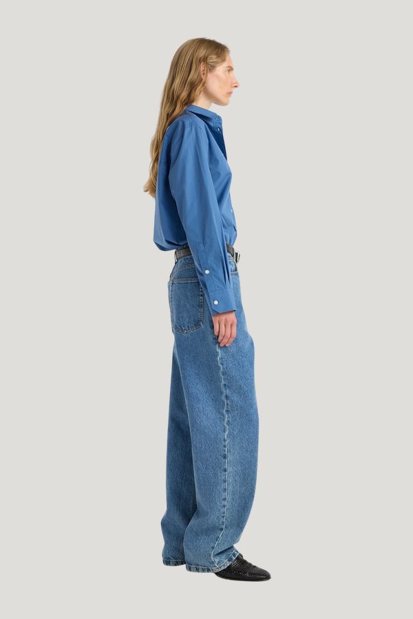 Bruun - Signature baggy denim | heritage — model side