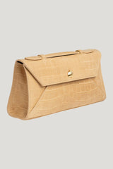 Cassandra Clutch — model front