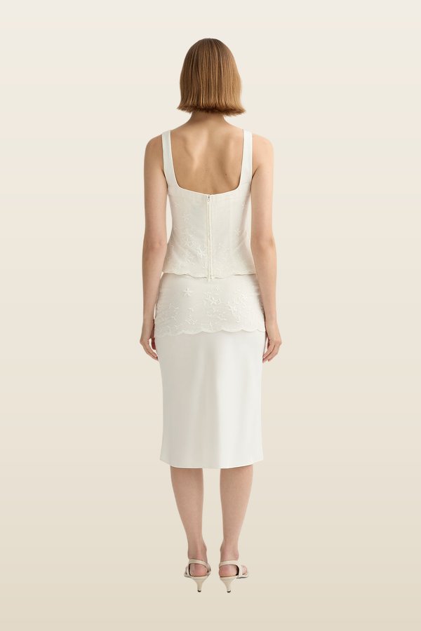 Cove Skirt — model back