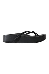 Cross Strap Flatform — packshot