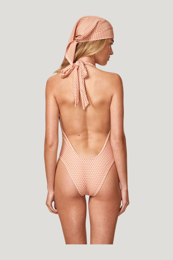 Cyprus One Piece - Micro Geo — model side