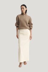 Dana Sweater, hazel — carry 2