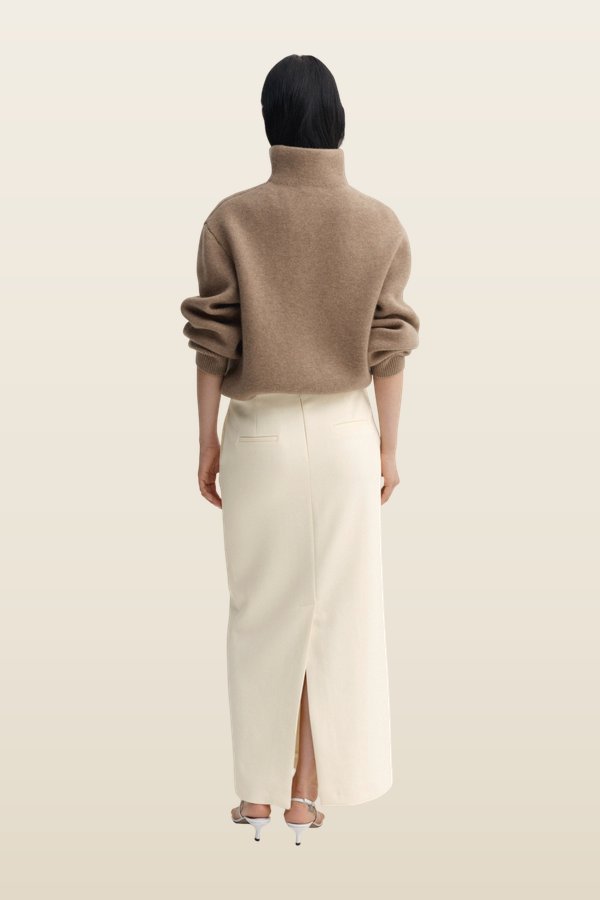 Dana Sweater, hazel — carry 4