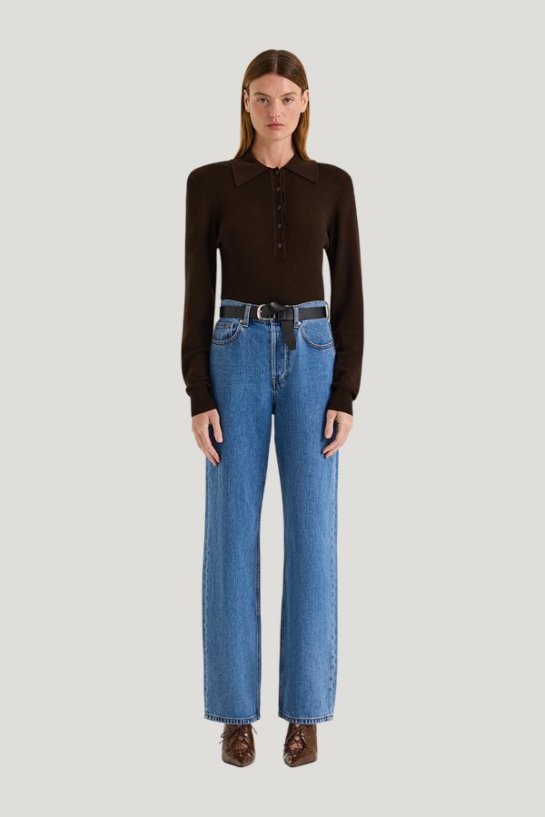 Daphne Top — model front