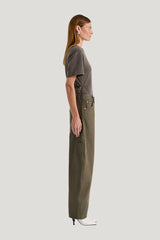 Dara Carpenter Pant — model side