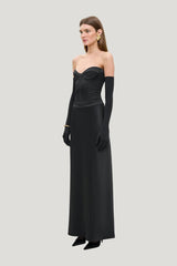 Delancy dress — model side