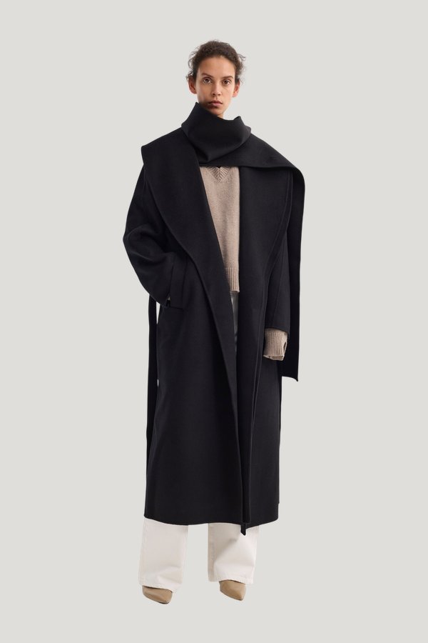 Signature double-faced scarf coat with belt — model front