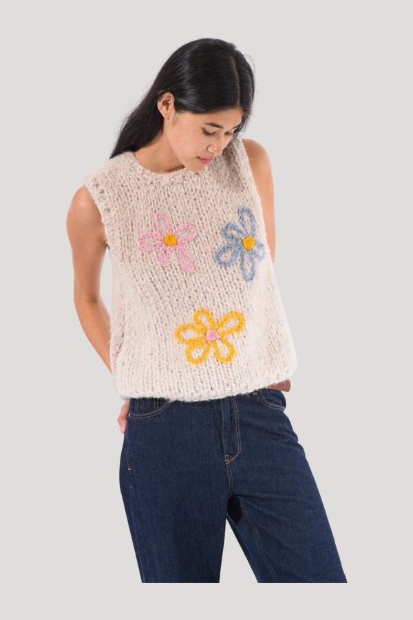 Embroidered Daisy Fluffy Knit Vest — model side