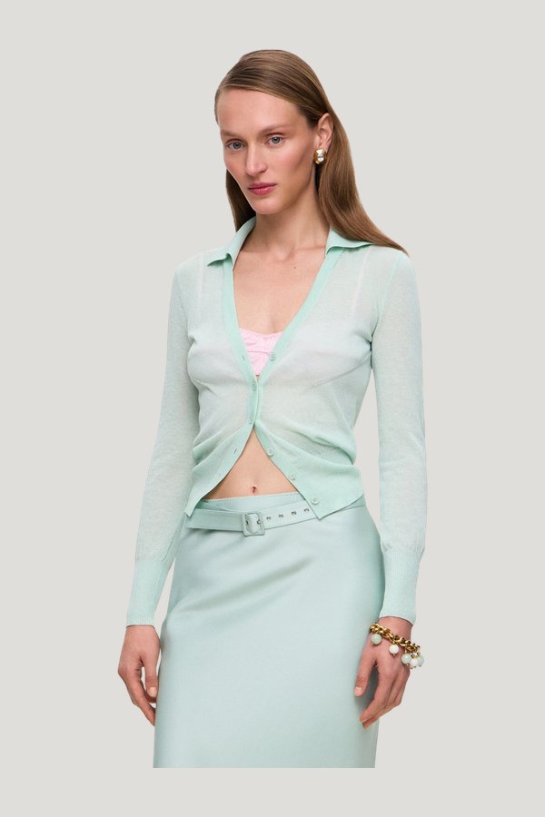 Ensley cardigan — model side