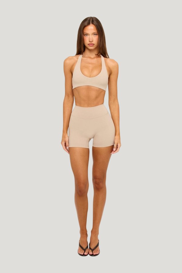 Form Halter Crop | Fawn — model front