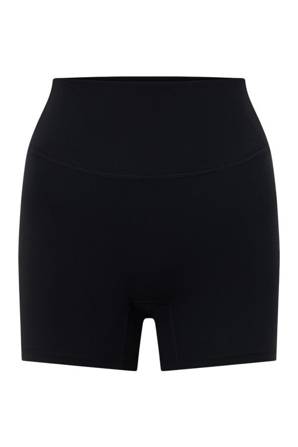 Form Invisible Scrunch Shorts — packshot