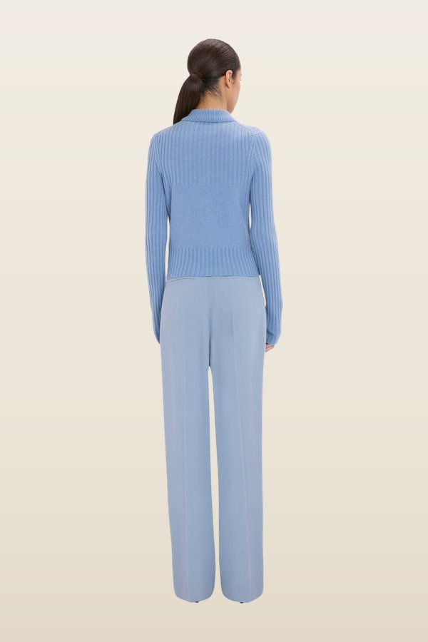 Zip Jumper In Blue Melange — model back