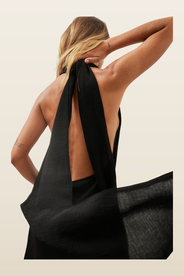 Halterneck Chiffon Asymmetric Dress — model back