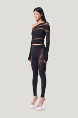 Ivy Top — model side