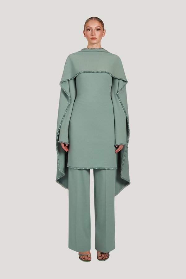 Kahlaa Top - Jade — model front