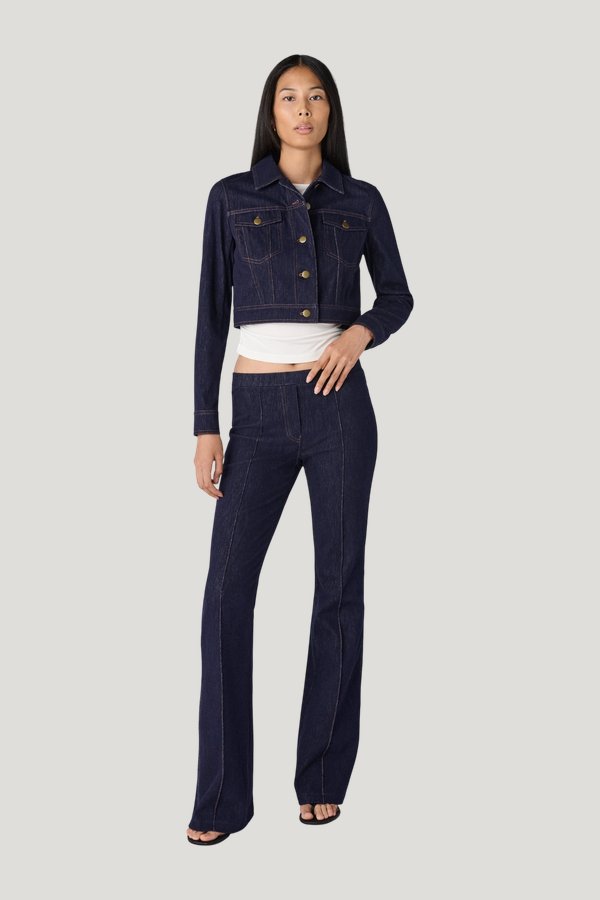 Kiara Jacket — model front