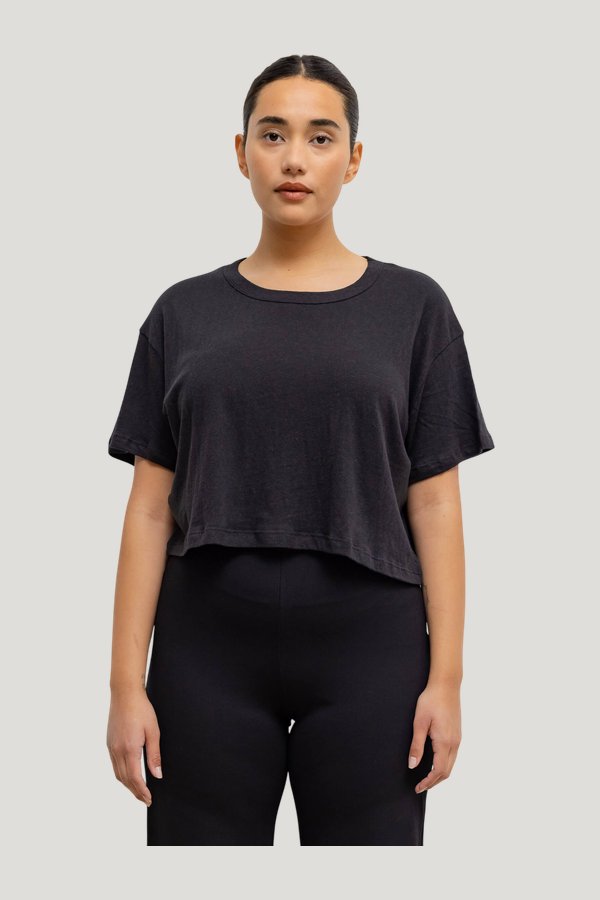 Laura Crop Boxy Tee — model front