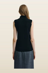 Lilou Sleeveless Turtleneck Top — model back